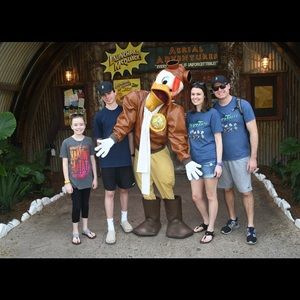 Meet your Posher, Dana